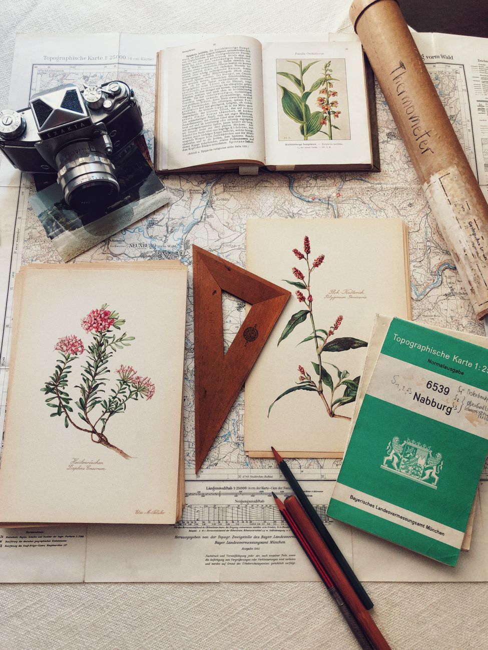 Custom route planning notebook and topographic maps